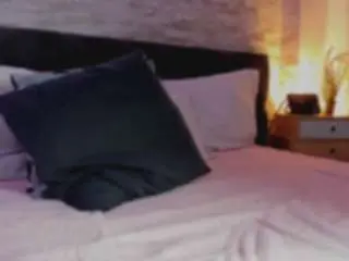 Anneth-m  live sex cam