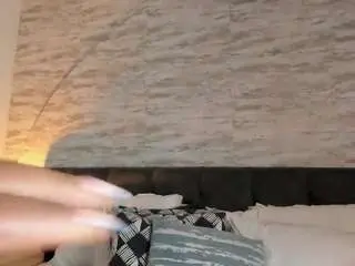 Anneth-m  live sex cam