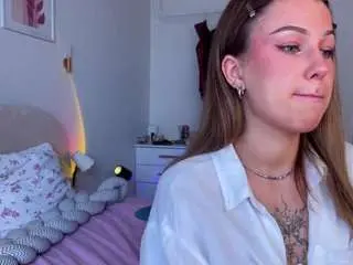 Evacolins  live sex cam