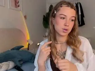 Evacolins  live sex cam