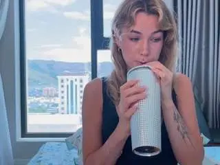 Evacolins  live sex cam