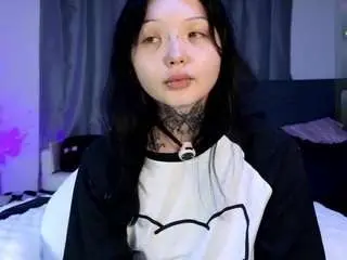 Leinfis  live sex cam