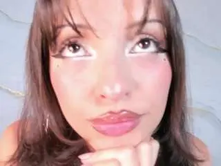 Maddiestark  live sex cam