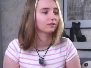 Theacooling  live sex cam