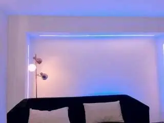 Candaserussell  live sex cam