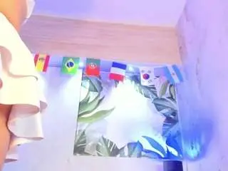 Juliet-miiller  live sex cam