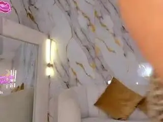 Rebeccahudson  live sex cam