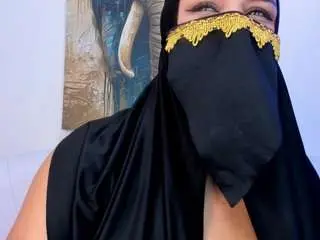 Amila-hagdaa  live sex cam