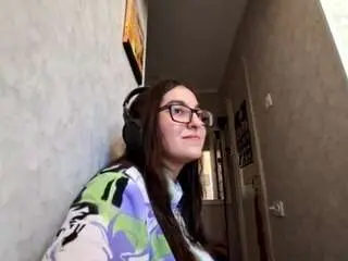 Jolandahoneycott  live sex cam