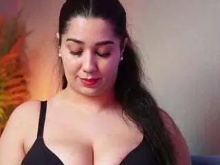 Juliacoral  live sex cam