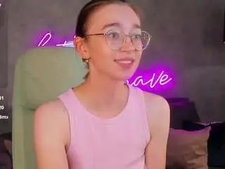 Lucy-green  live sex cam