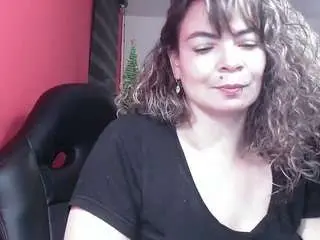 Yayita81  live sex cam