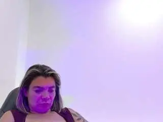 Yayita81  live sex cam