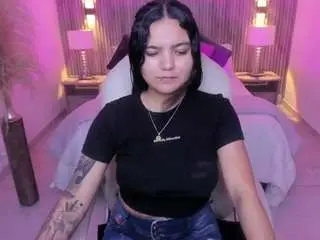Allysonarena  live sex cam