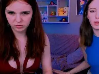 Chloe-ley1  live sex cam