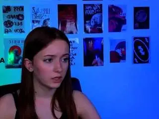 Chloe-ley1  live sex cam
