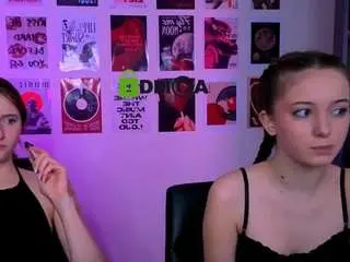Chloe-ley1  live sex cam