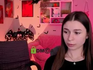 Chloe-ley1  live sex cam