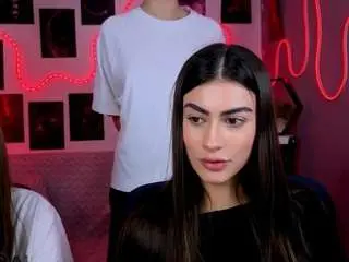 Chloe-ley1  live sex cam