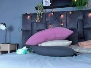 Dulceaurora1  live sex cam