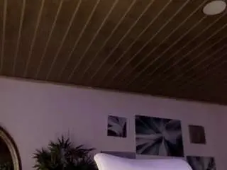 Eloiise  live sex cam