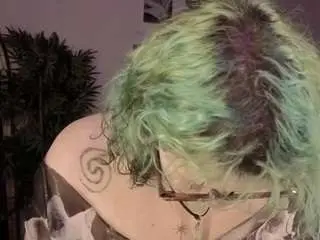 Eloiise  live sex cam