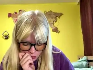 Louieschlup  live sex cam