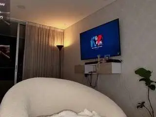 Miluubronwx  live sex cam