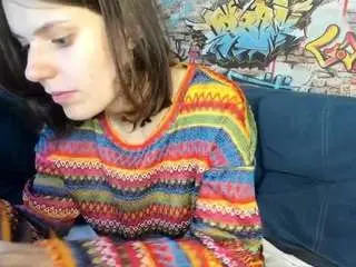 Kira-be11  live sex cam
