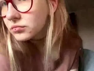 Pauleneboeck  live sex cam