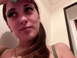 Seasonbazata  live sex cam