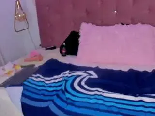 Bunny-glow  live sex cam