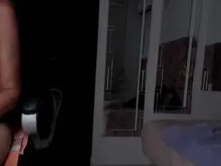 Bunny-glow  live sex cam