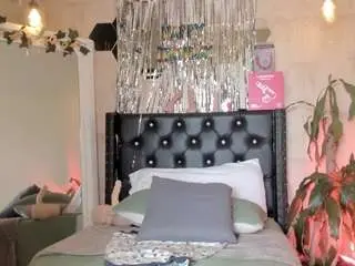 Franshesskaa  live sex cam