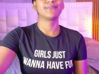 Indiancutiie  live sex cam