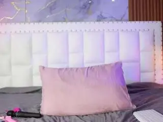 Indiancutiie  live sex cam