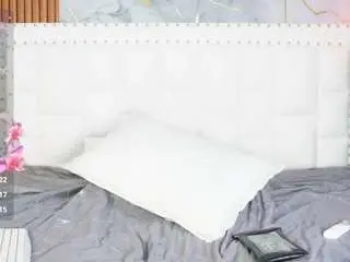 Indiancutiie  live sex cam
