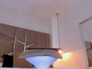 Martiinaa-jones  live sex cam