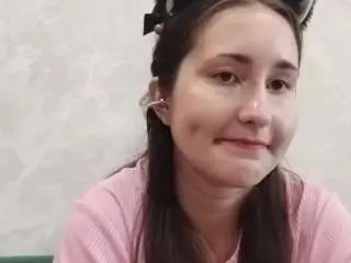 Effiebinn  live sex cam