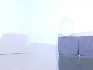 Ema-foxyy  live sex cam