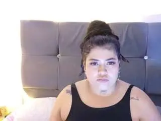 Ema-foxyy  live sex cam