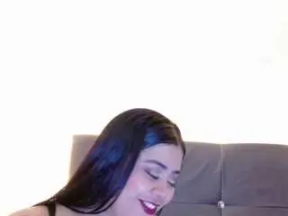 Ema-foxyy  live sex cam