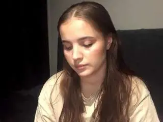 Glennistoll  live sex cam