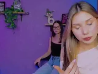 Lily-morty  live sex cam