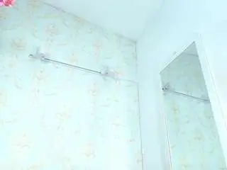 Mara-thompsonn  live sex cam