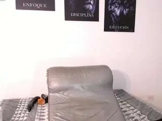Mara-thompsonn  live sex cam