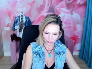 Alinamoor  live sex cam