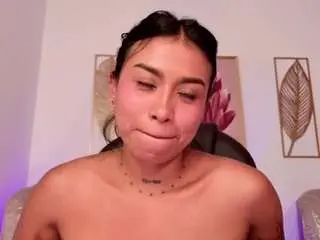 Ivymoon1  live sex cam