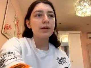 Lauricecapener  live sex cam
