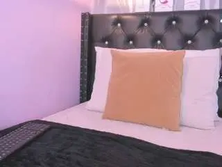 Luciarios  live sex cam